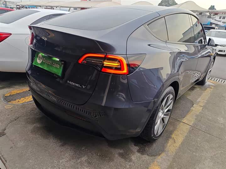 Фото 7 - Tesla Model Y