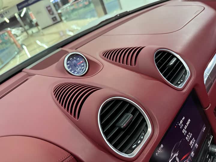 Фото 4 - Porsche 718