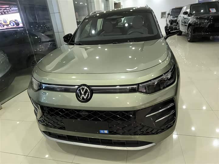 Фото 3 - Volkswagen Tayron