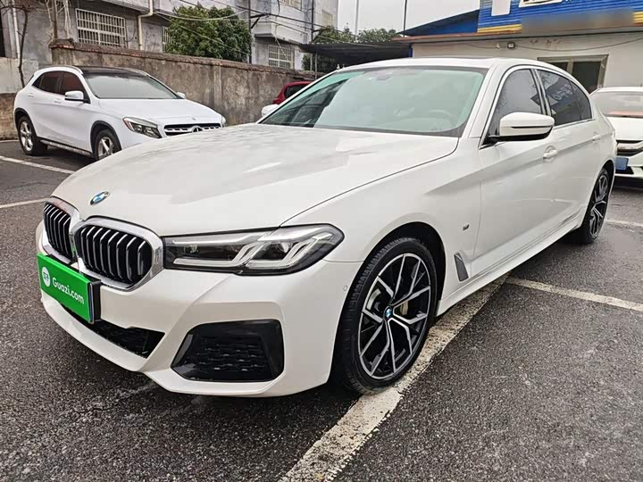 Фото 2 - BMW 5 Series