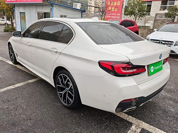 Фото 5 - BMW 5 Series