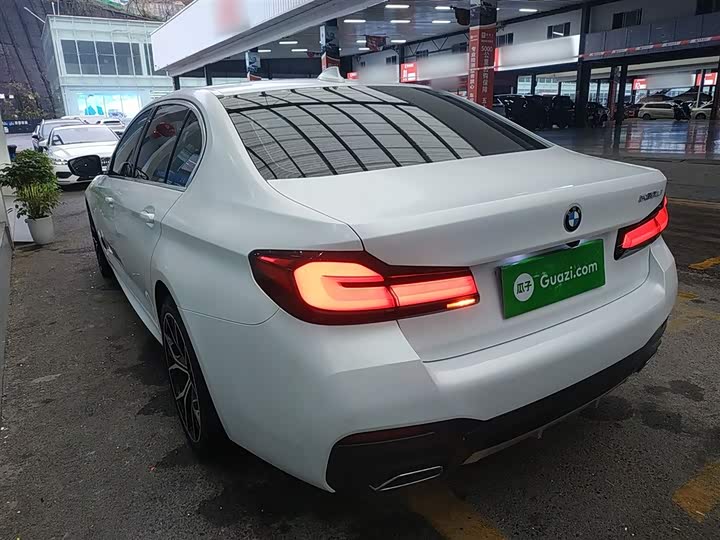 Фото 5 - BMW 5 Series