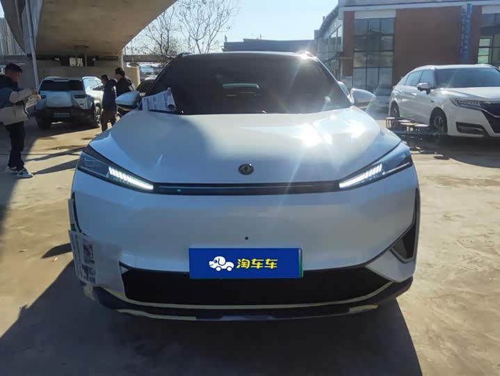 Фото 2 - Dongfeng Aeolus L7