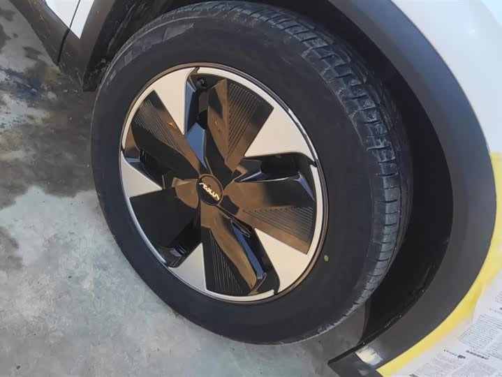 Фото 6 - Dongfeng Aeolus L7