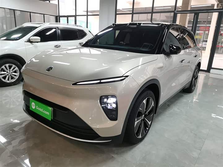 Фото 2 - Nio ES8