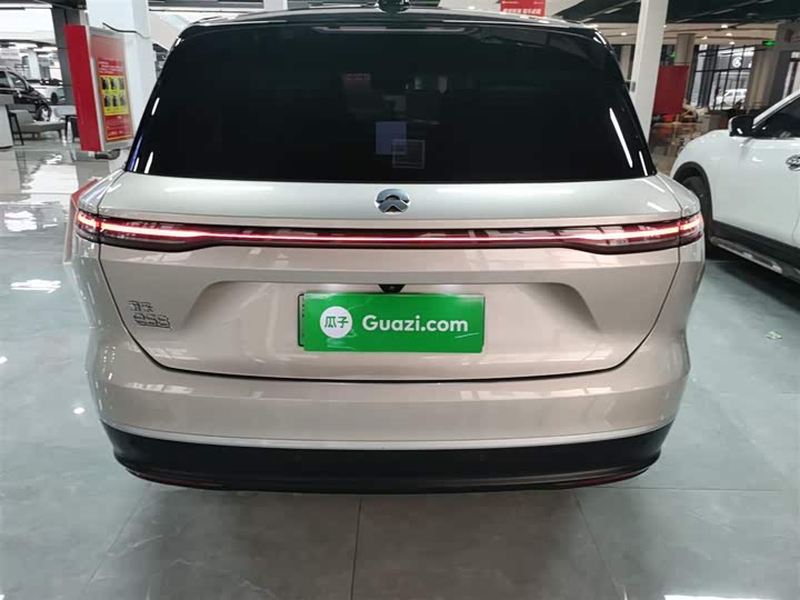 Фото 6 - Nio ES8