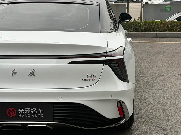 Фото 6 - Hongqi H6