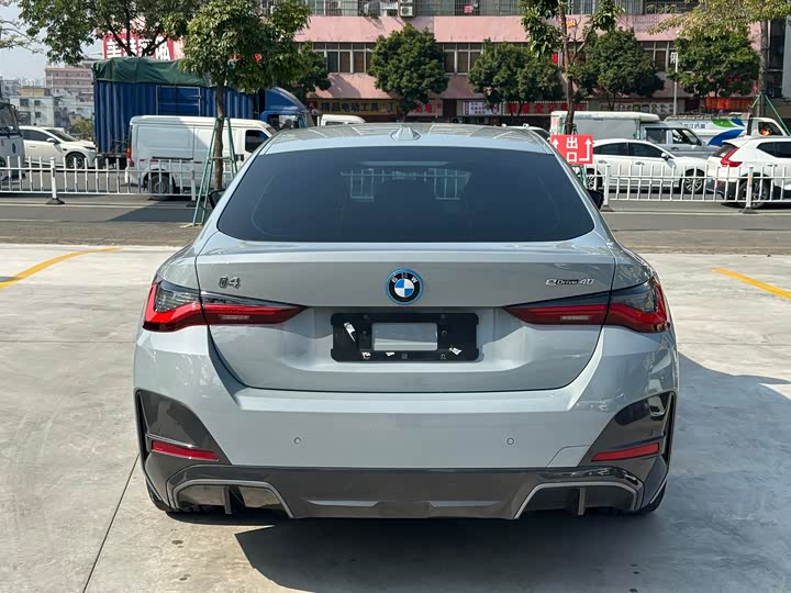 Фото 5 - BMW i4