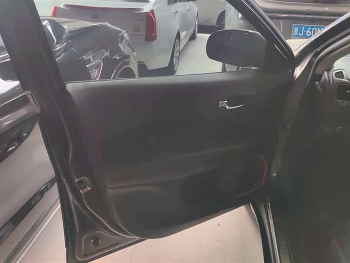 Фото 7 - Jeep Compass