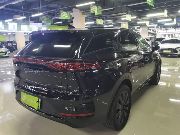 Фото 7 - BYD Tang Hybrid/EV