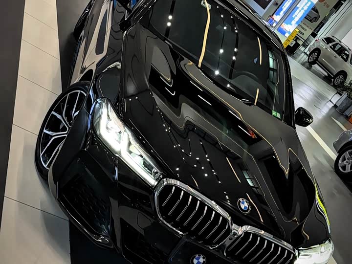 Фото 2 - BMW 5 Series