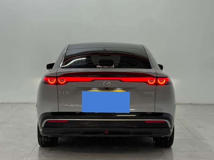 Фото 5 - Mazda EZ-6