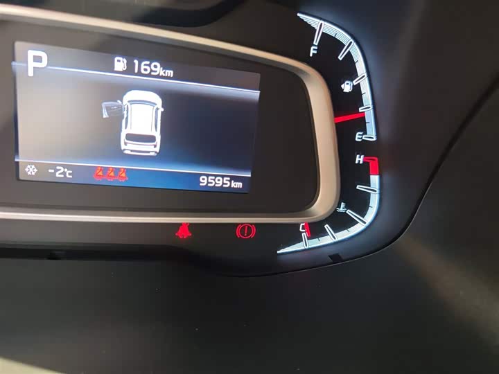 Фото 5 - Kia Sonet