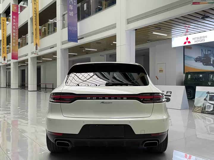 Фото 3 - Porsche Macan