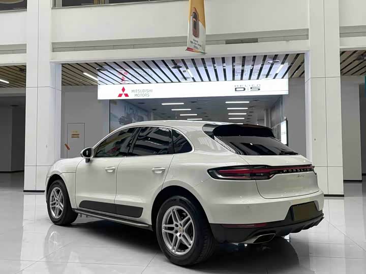 Фото 4 - Porsche Macan