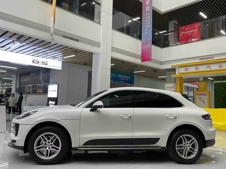 Фото 5 - Porsche Macan