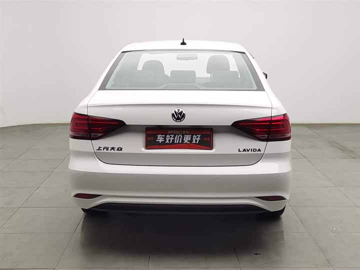 Фото 4 - Volkswagen Lavida