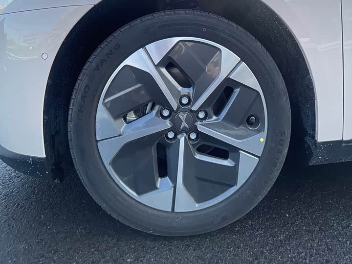 Фото 7 - XPeng Mona M03