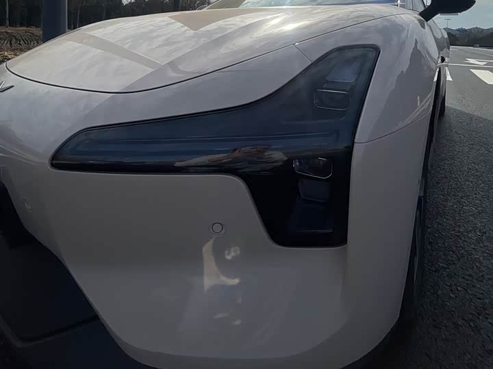 Фото 8 - XPeng Mona M03