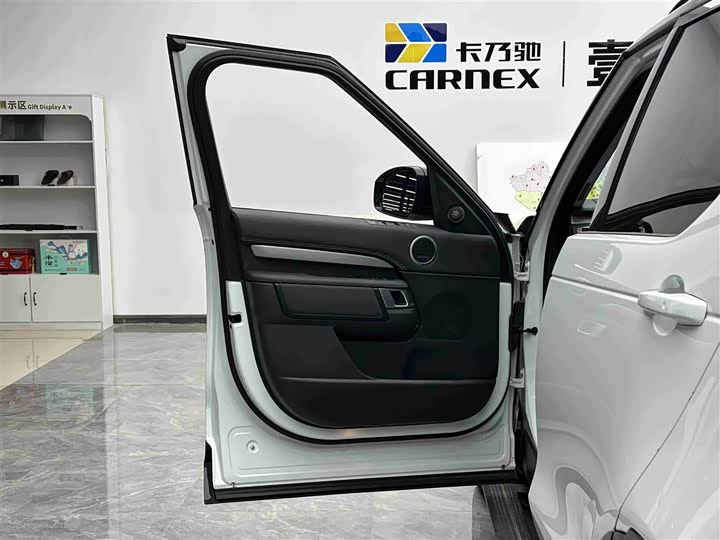 Фото 5 - Land Rover Discovery