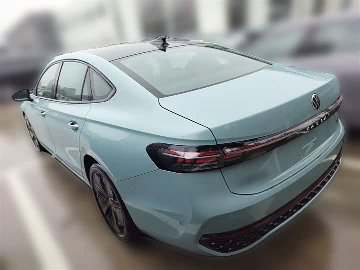 Фото 9 - Volkswagen Passat