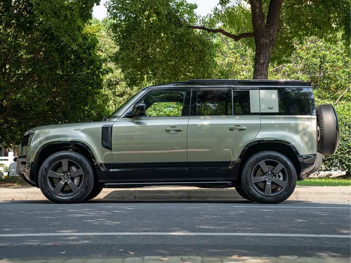 Фото 3 - Land Rover Defender