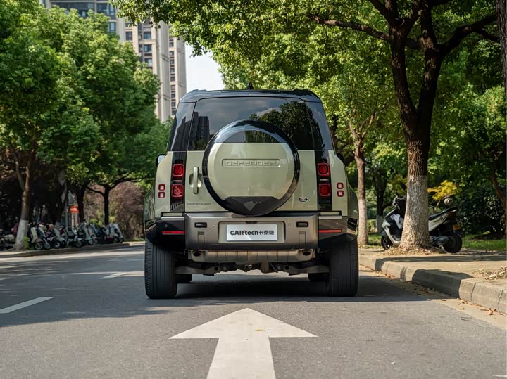 Фото 5 - Land Rover Defender