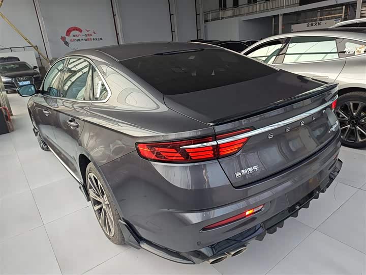 Фото 5 - Geely Preface