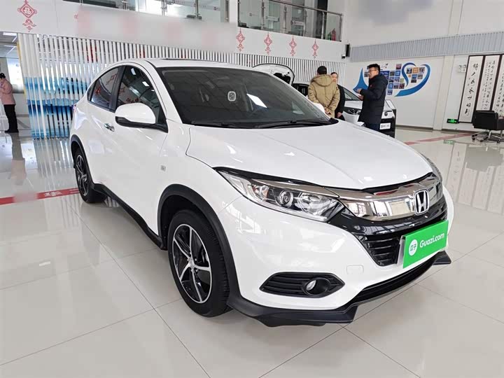 Фото 4 - Honda Vezel