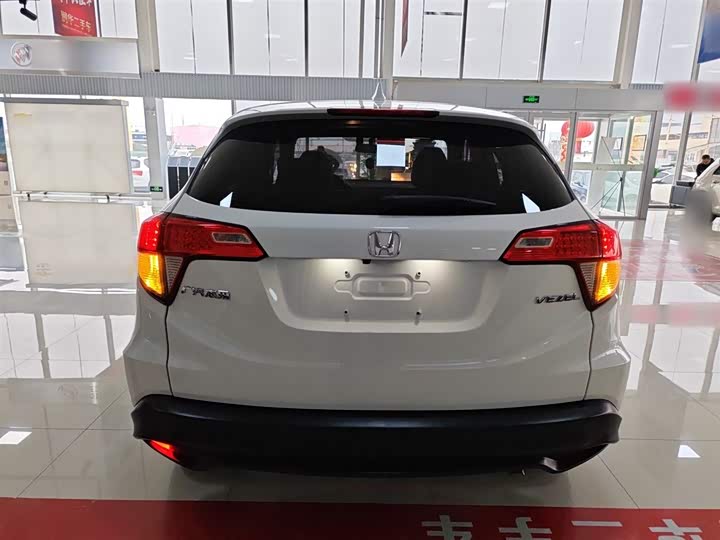 Фото 6 - Honda Vezel