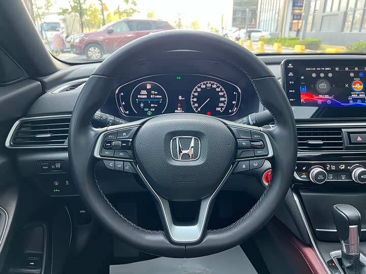 Фото 7 - Honda Inspire