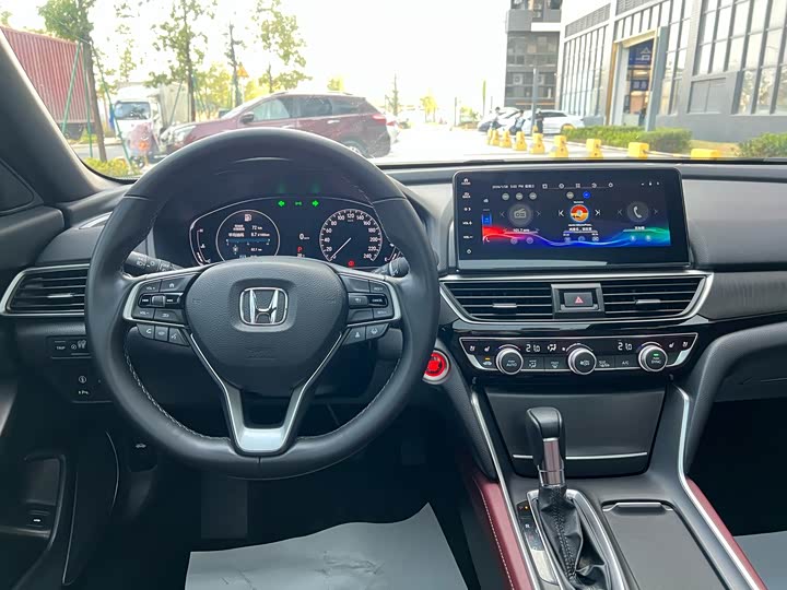 Фото 8 - Honda Inspire