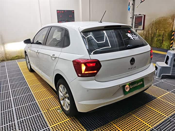 Фото 5 - Volkswagen Polo