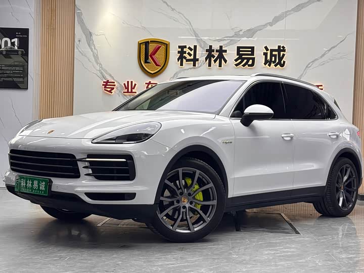 Фото 1 - Porsche Cayenne Hybrid