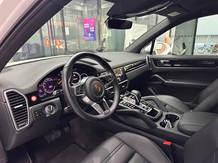 Фото 4 - Porsche Cayenne Hybrid