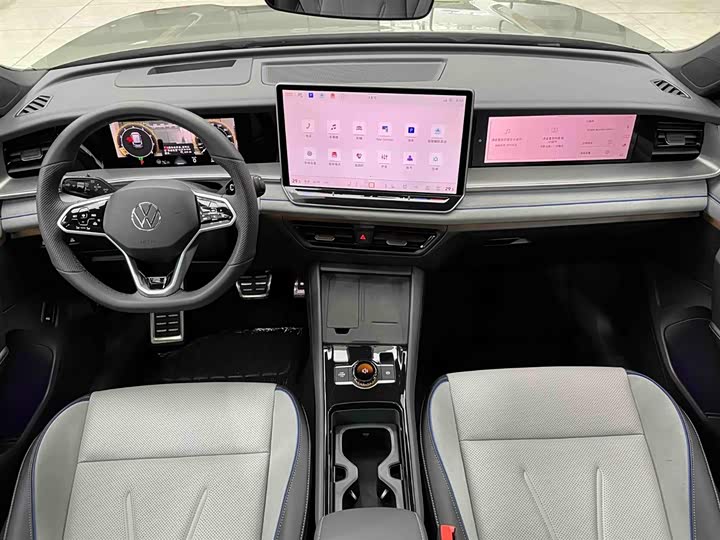 Фото 2 - Volkswagen Tayron