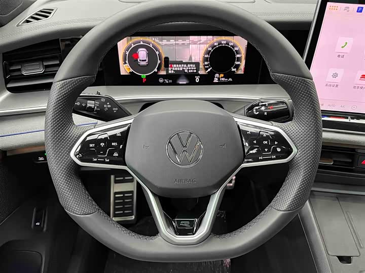 Фото 3 - Volkswagen Tayron