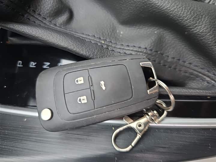 Фото 9 - Chevrolet Monza