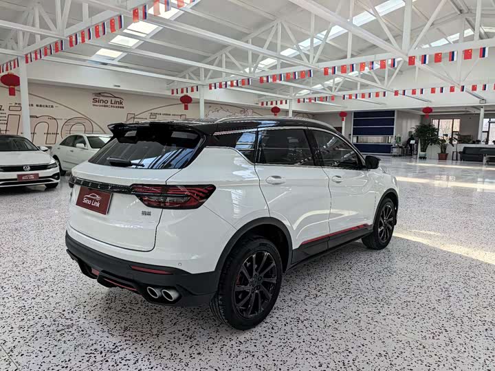 Фото 5 - Geely Coolray