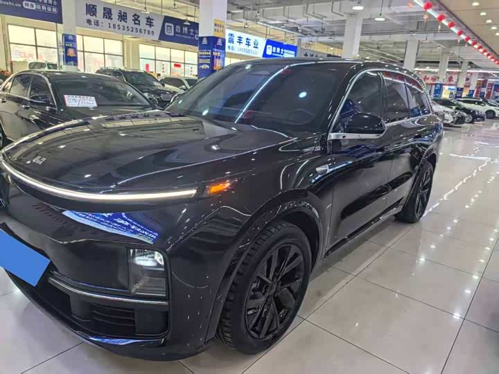 Фото 1 - LiXiang L8