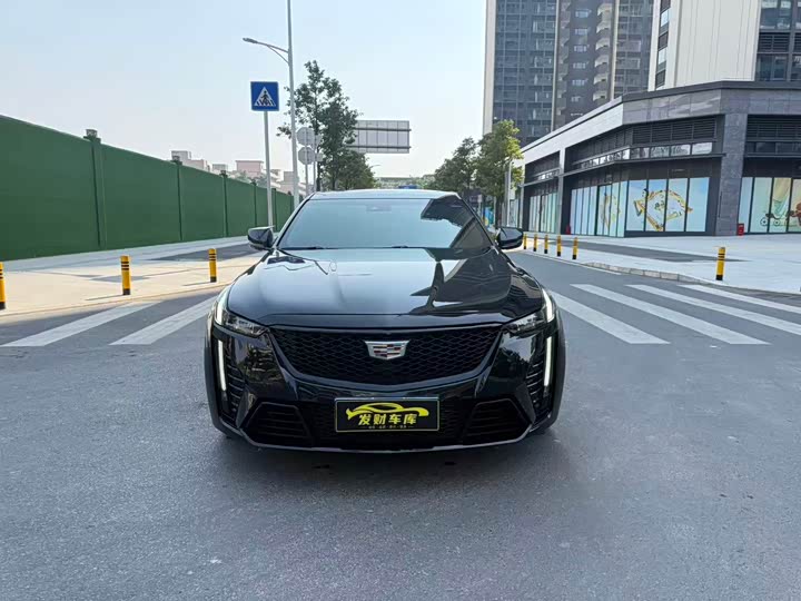 Фото 2 - Cadillac CT5