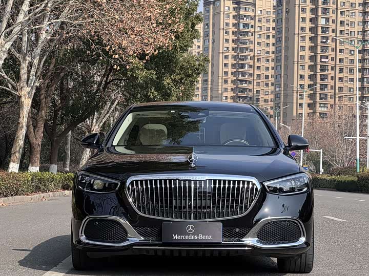 Фото 2 - Mercedes-Benz Maybach S-Class