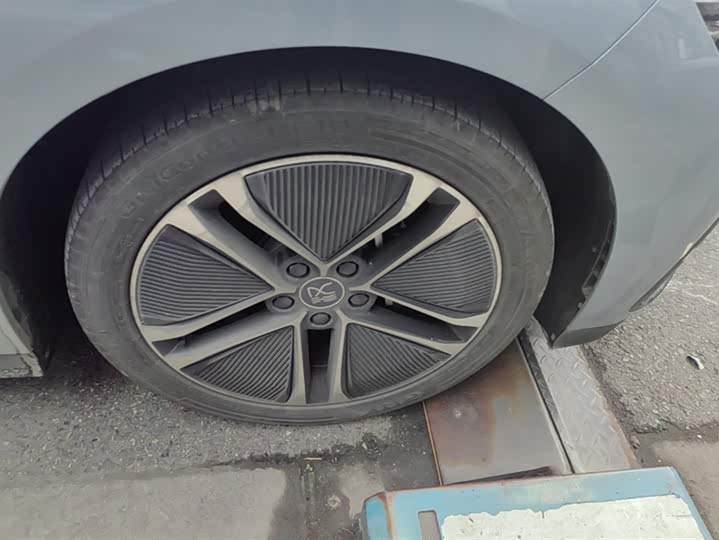 Фото 6 - BYD Han