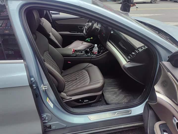 Фото 8 - BYD Han