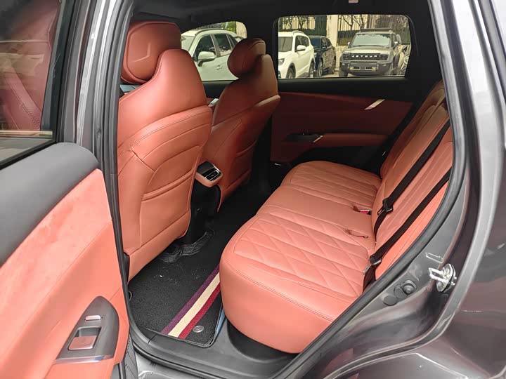 Фото 8 - Changan CS75 Plus