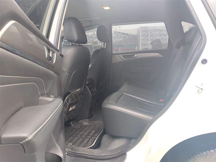 Фото 6 - Haval M6