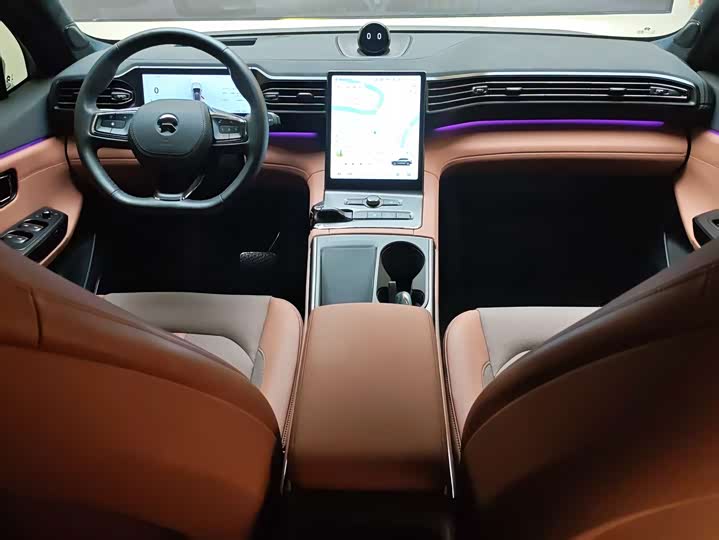 Фото 9 - Nio EC6