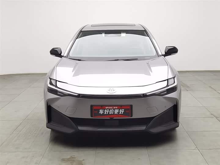 Фото 3 - Toyota bZ3