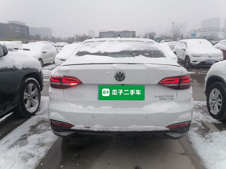 Фото 6 - Volkswagen Lavida