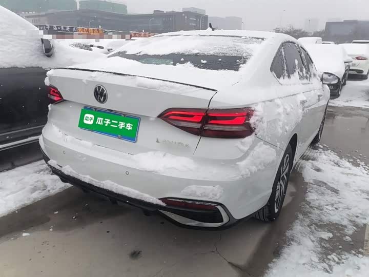 Фото 7 - Volkswagen Lavida